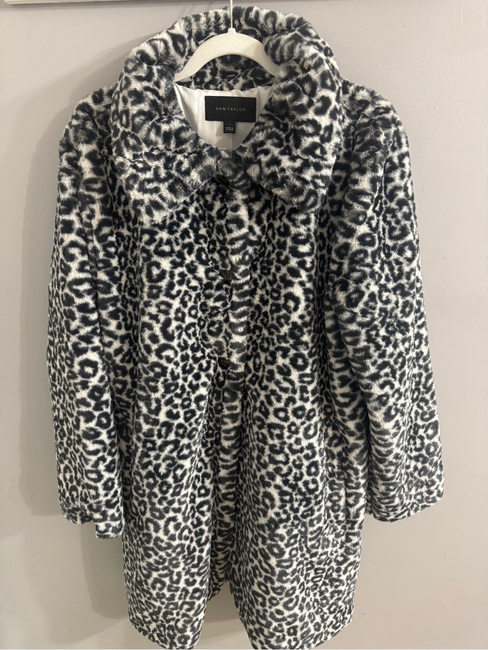 Ann Taylor Black & White Leopard Faux Fur Coat